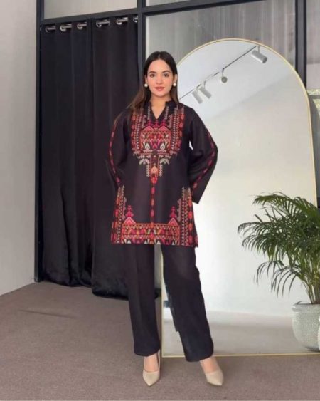 SUMMER SEASON SPECIAL CREAP SILK PRINTED WORK  COORDSETS
