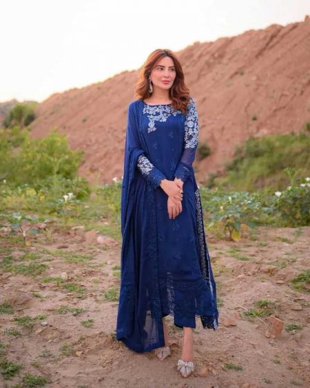 DESIGNER TRENDING EMBROIDERY WORK SUIT PENT AND DUPATTA