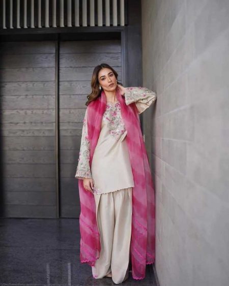 DESIGNER WEAR EXCLUSIVE FARSI SALWAR SUIT IN FRENCH  CRAPE FABRIC TOP AND PANT WITH SOFT ORGANZA DUPATTA